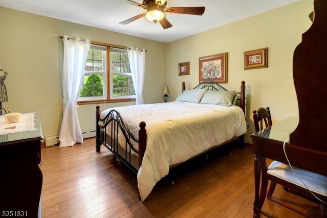 11 Lawrence Rd, Randolph Twp., NJ 07869