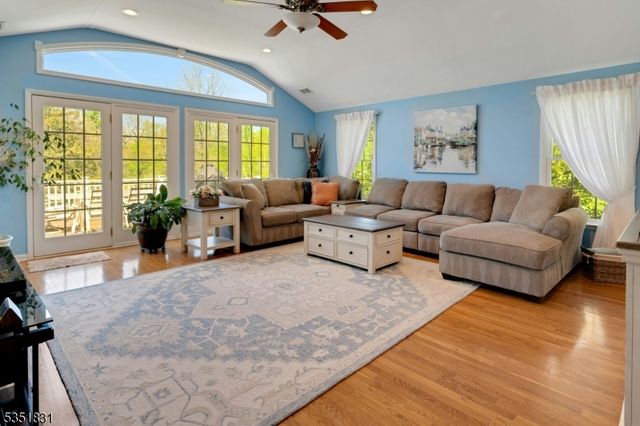 11 Lawrence Rd, Randolph Twp., NJ 07869