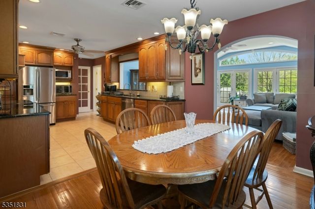 11 Lawrence Rd, Randolph Twp., NJ 07869