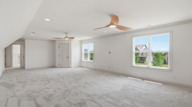 1005 Stone Creek Ln, Lebanon, TN 37087