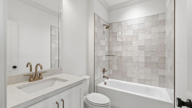 1005 Stone Creek Ln, Lebanon, TN 37087