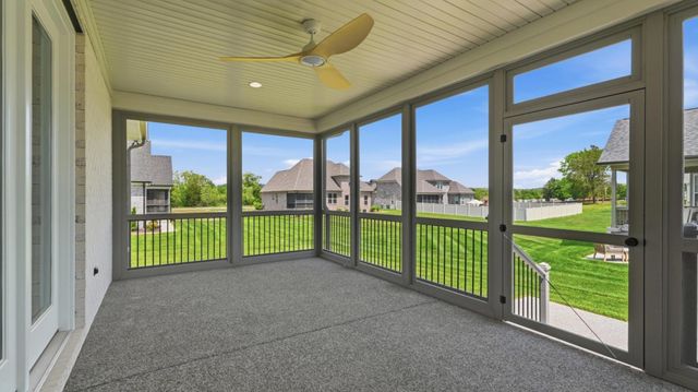 1005 Stone Creek Ln, Lebanon, TN 37087
