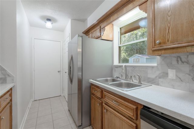 65 Paisano Lane, Huntsville, TX 77340