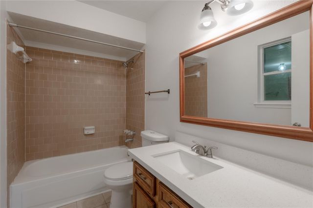 65 Paisano Lane, Huntsville, TX 77340