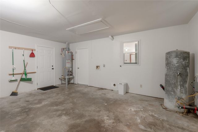 65 Paisano Lane, Huntsville, TX 77340