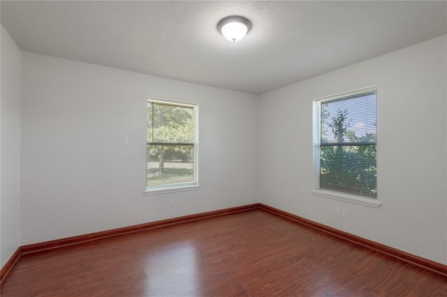 65 Paisano Lane, Huntsville, TX 77340