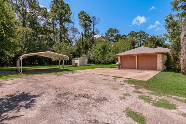 65 Paisano Lane, Huntsville, TX 77340