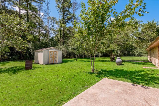 65 Paisano Lane, Huntsville, TX 77340