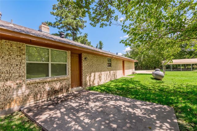 65 Paisano Lane, Huntsville, TX 77340