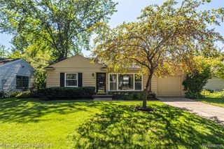 15743 Birwood Avenue, Beverly Hills, MI 48025