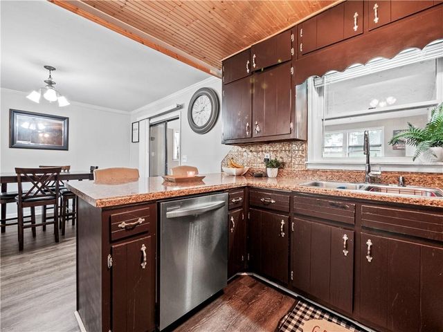 5017 Valley Street, Oakwood, GA 30566