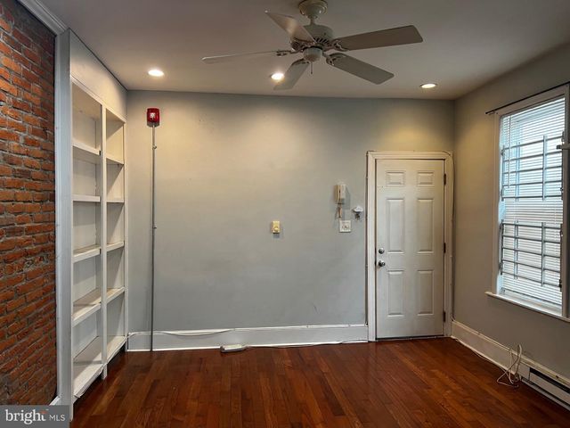 1212 N 7TH ST, Philadelphia, PA 19122