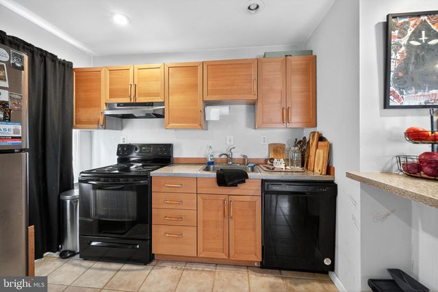 1212 N 7TH ST, Philadelphia, PA 19122