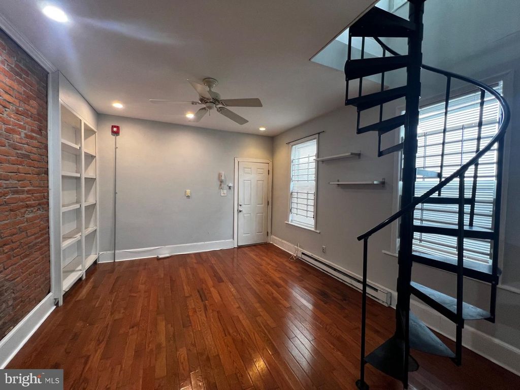 1212 N 7TH ST, Philadelphia, PA 19122