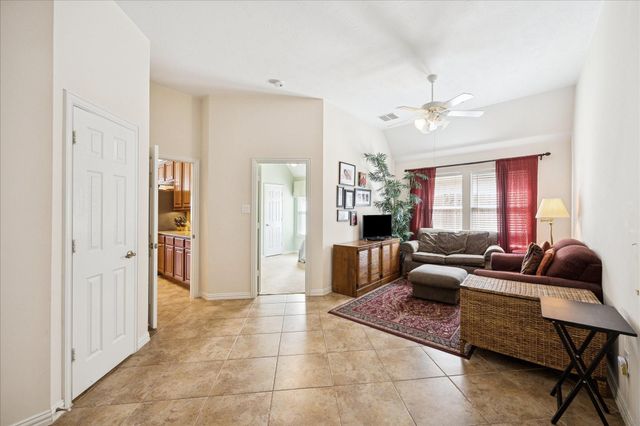 18123 Billabong Crescent Court, Cypress, TX 77429