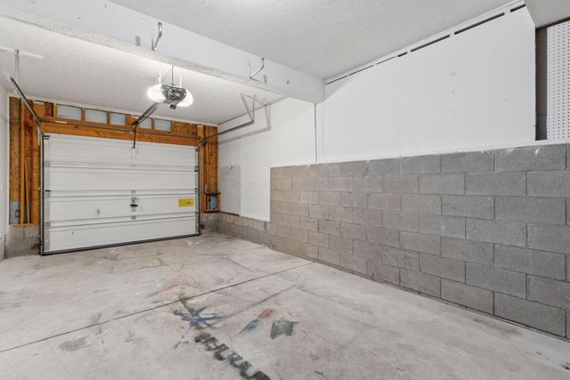 534 Brentwood Drive NE, Newark, OH 43055