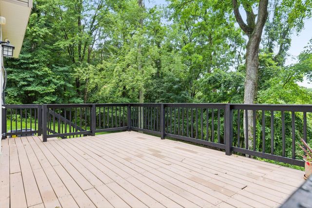 534 Brentwood Drive NE, Newark, OH 43055