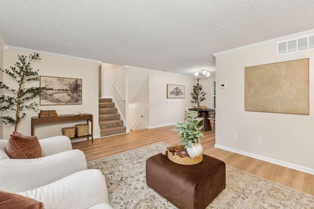 534 Brentwood Drive NE, Newark, OH 43055