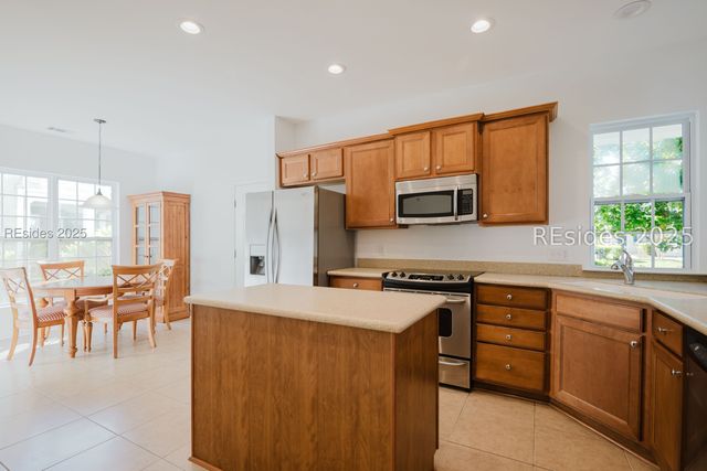 129 Honesty Ln, Bluffton, SC 29909