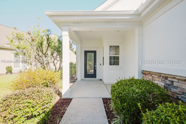 129 Honesty Ln, Bluffton, SC 29909