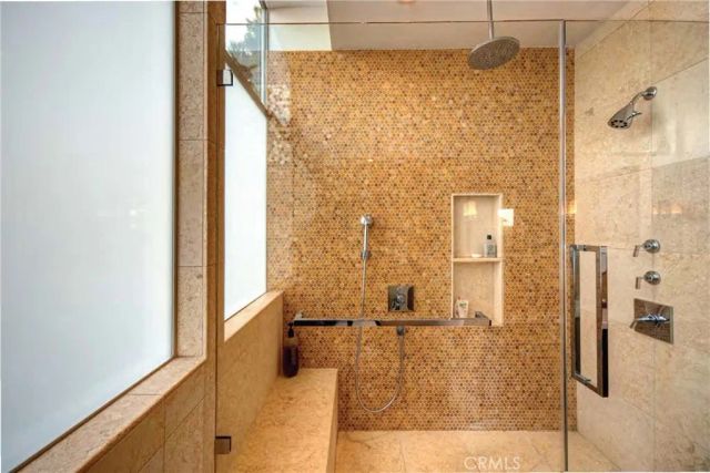 4154 Kenyon, Los Angeles, CA 90066