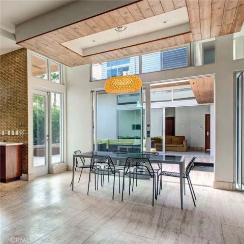 4154 Kenyon, Los Angeles, CA 90066