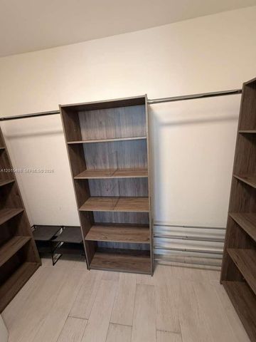 400 Leslie Dr 508, Hallandale Beach, FL 33009