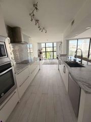 400 Leslie Dr 508, Hallandale Beach, FL 33009