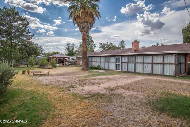 1509 San Andres Drive, Las Cruces, NM 88001