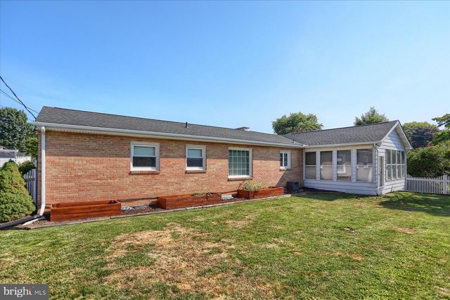 212 W COURTLAND AVENUE, Shiremanstown, PA 17011
