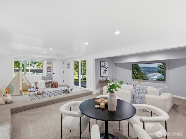 16415 NE 148th Street, Woodinville, WA 98072