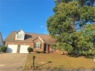1941 Abbeydale Lane, Fayetteville, NC 28304