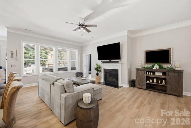 4406 Clos Du Val Road, Charlotte, NC 28214