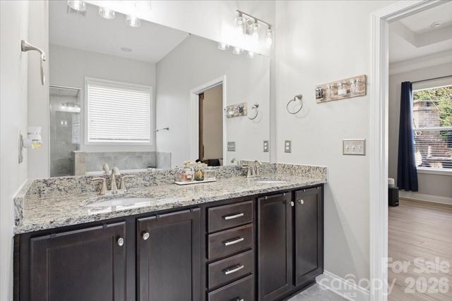 4406 Clos Du Val Road, Charlotte, NC 28214