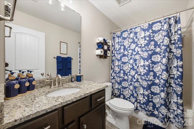 4406 Clos Du Val Road, Charlotte, NC 28214