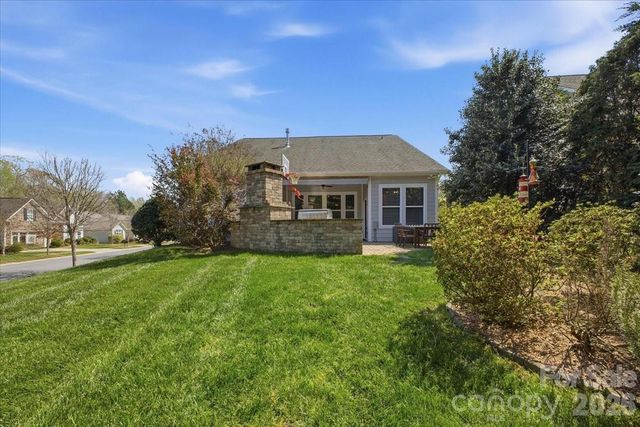 4406 Clos Du Val Road, Charlotte, NC 28214