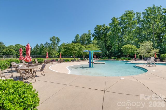 4406 Clos Du Val Road, Charlotte, NC 28214