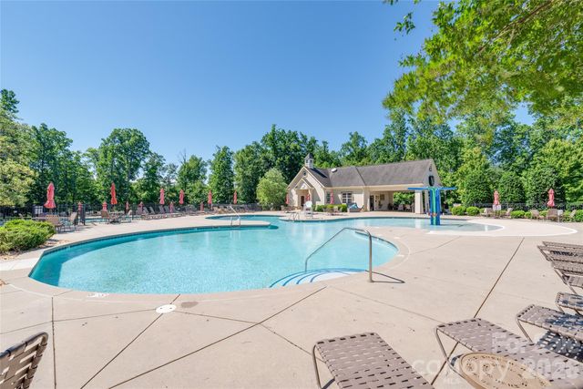 4406 Clos Du Val Road, Charlotte, NC 28214