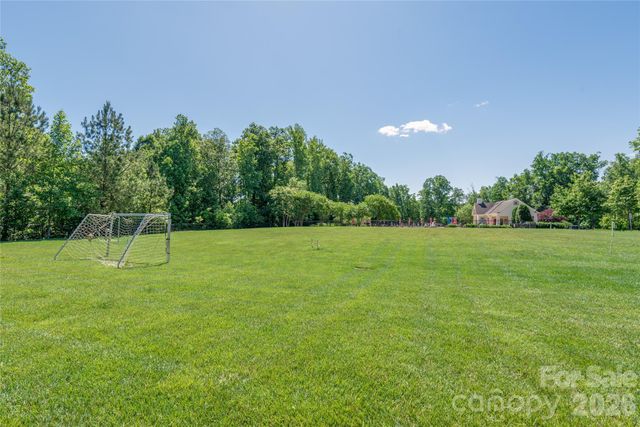 4406 Clos Du Val Road, Charlotte, NC 28214