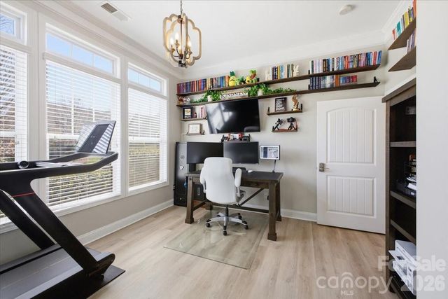 4406 Clos Du Val Road, Charlotte, NC 28214