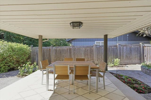 3115 S Howard St, Spokane, WA 99203