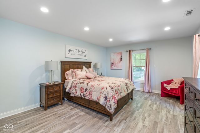 422 W 40th Street, Indianapolis, IN 46208