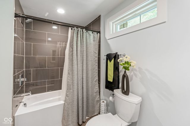 422 W 40th Street, Indianapolis, IN 46208