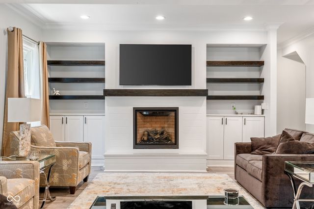 422 W 40th Street, Indianapolis, IN 46208