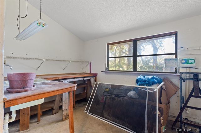16 Chinkapin Circle, Homosassa, FL 34446