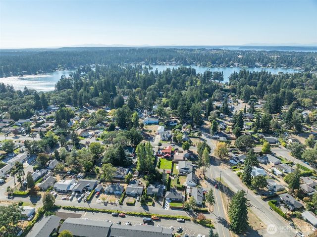 9612 Oak Lane SW, Lakewood, WA 98499