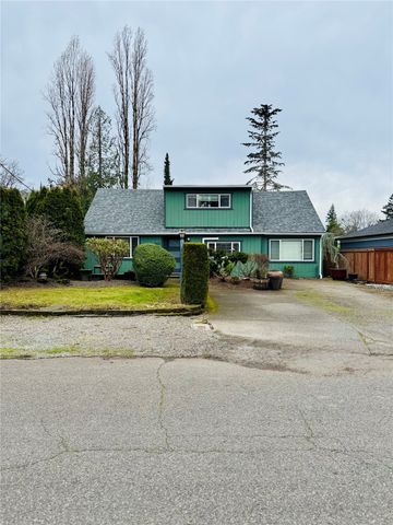 9612 Oak Lane SW, Lakewood, WA 98499