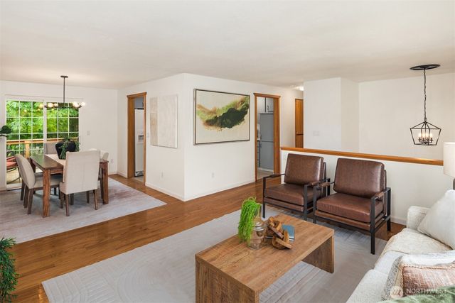 418 212th Street SW, Bothell, WA 98021