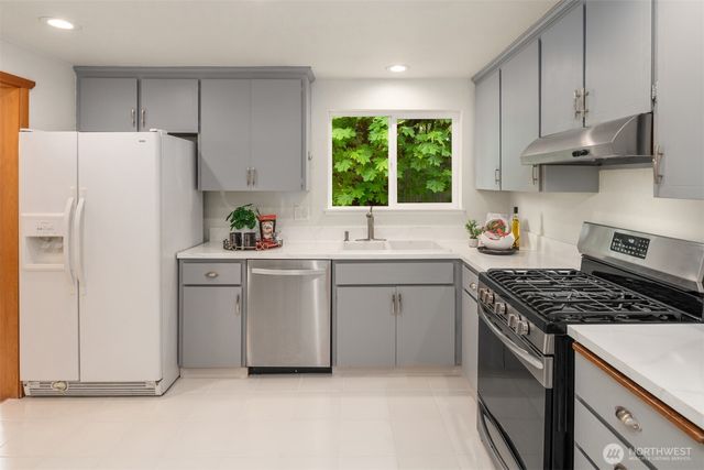 418 212th Street SW, Bothell, WA 98021