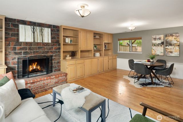 418 212th Street SW, Bothell, WA 98021